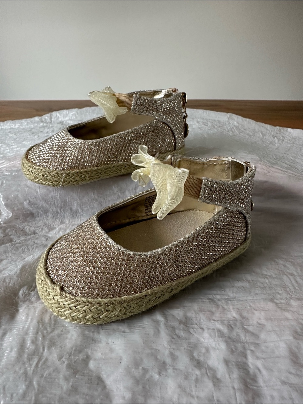 Stuart Weitzman Kids Glitter Espadrille Mary Janes in Champagne Gold